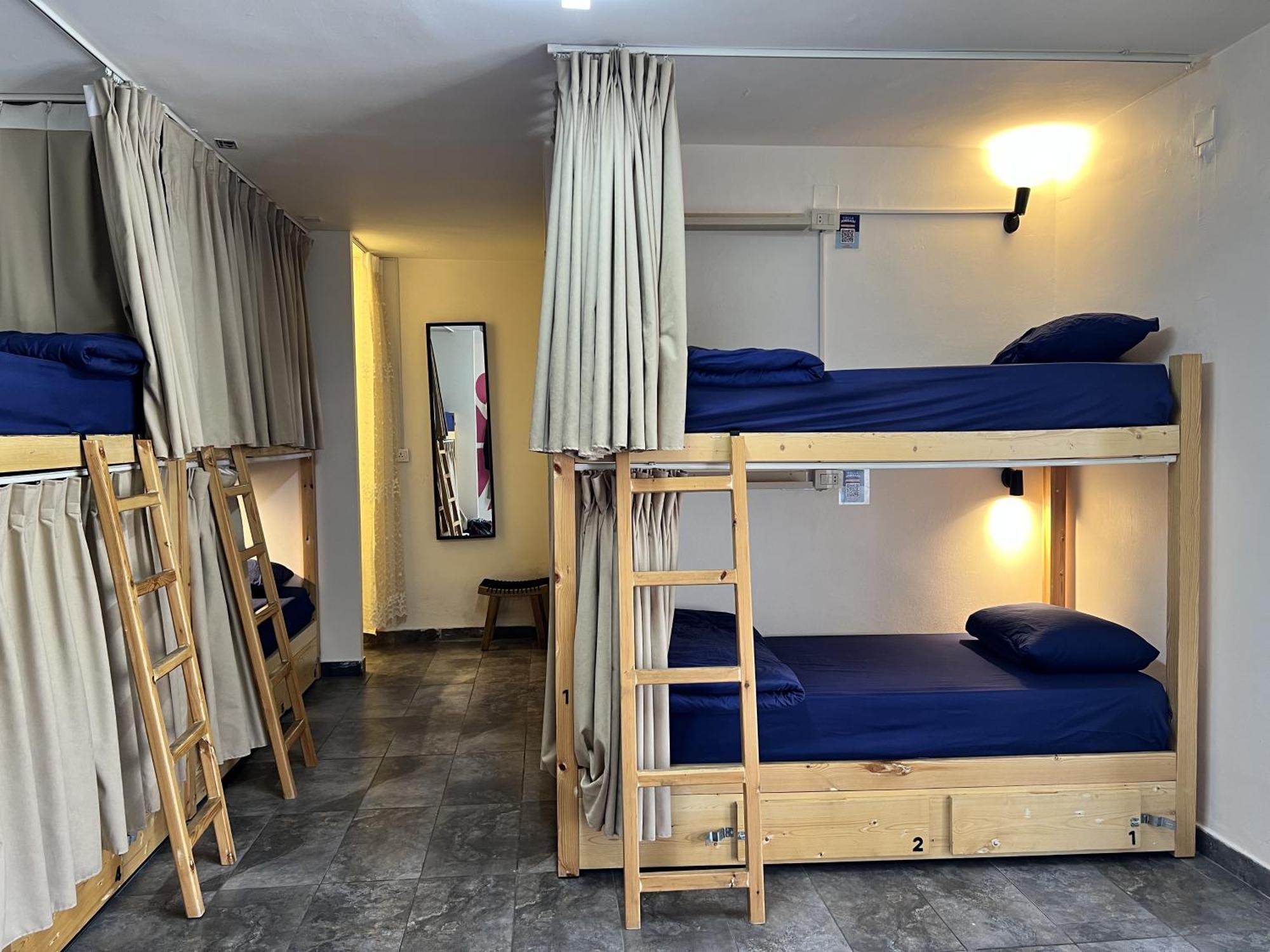 Battuta Hostel Амман Номер фото