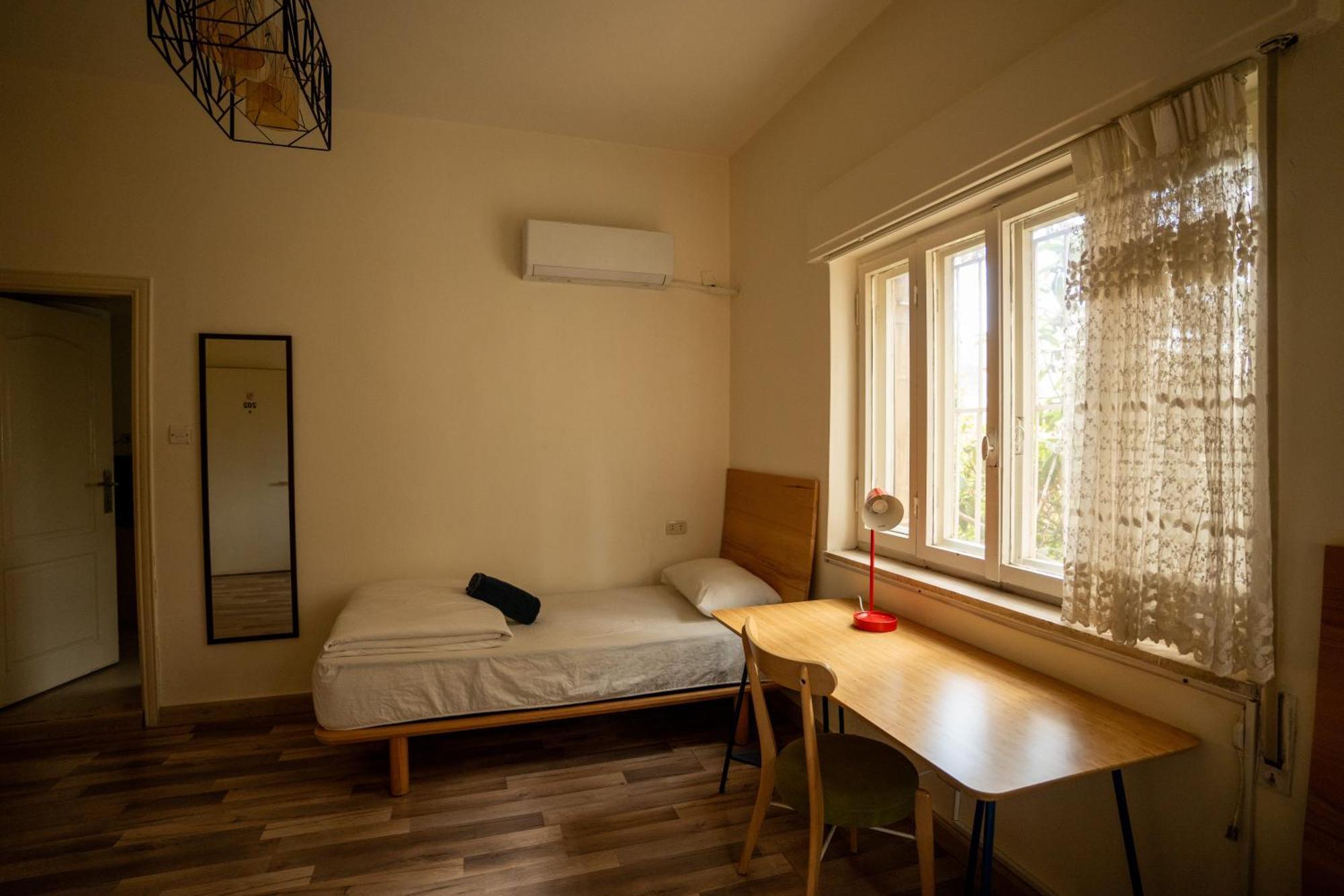 Battuta Hostel Амман Номер фото