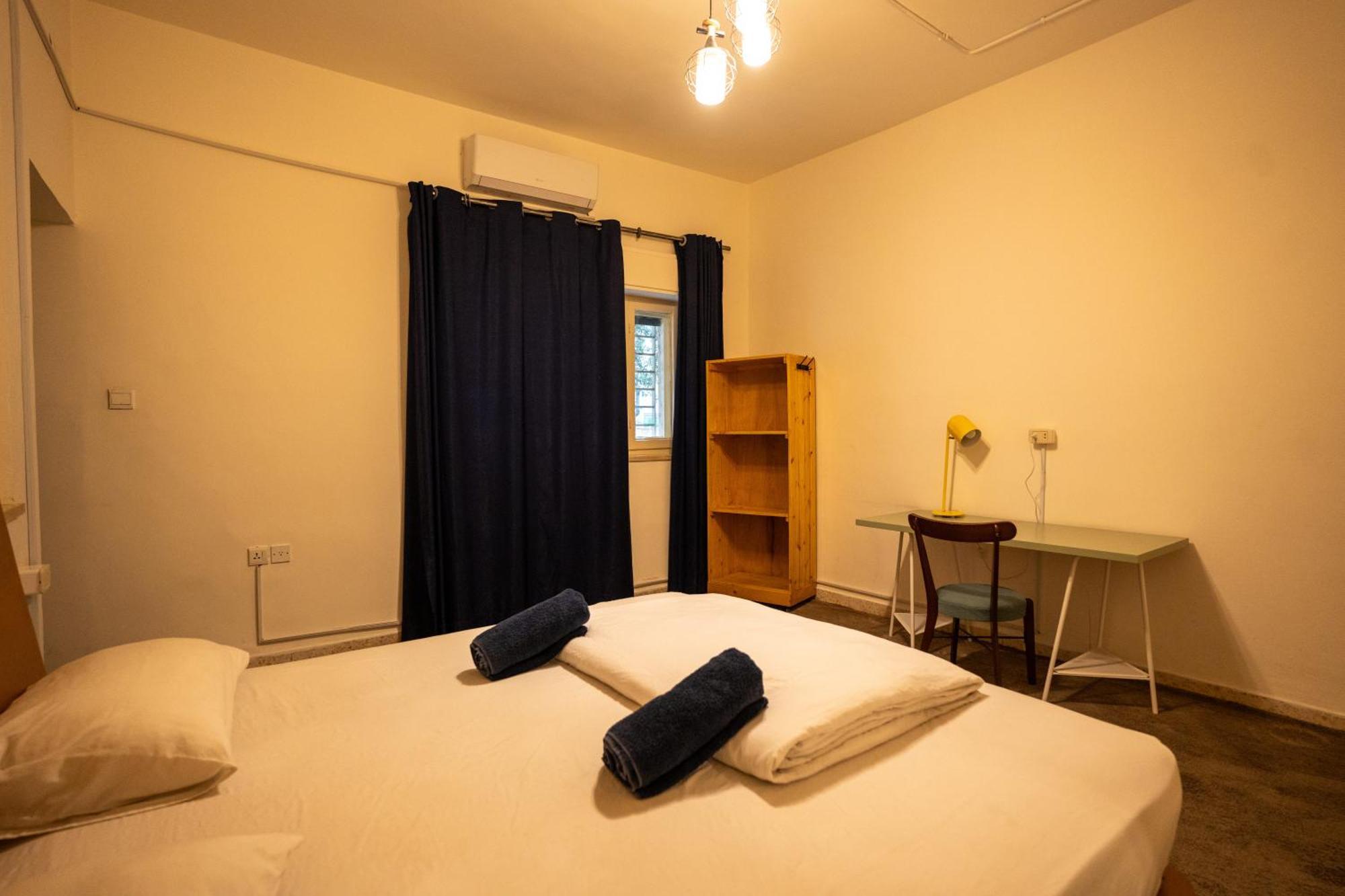 Battuta Hostel Амман Номер фото