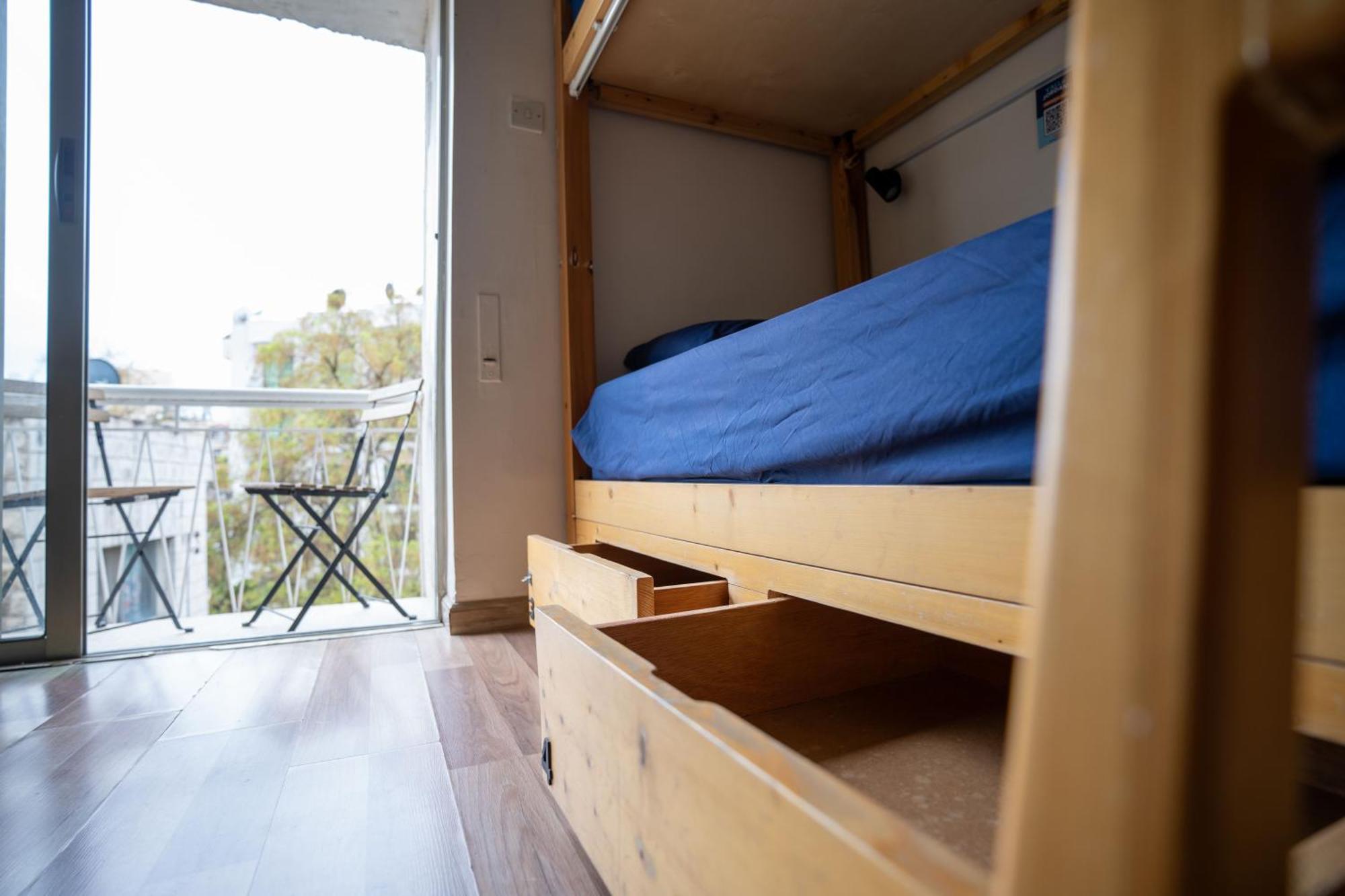 Battuta Hostel Амман Номер фото