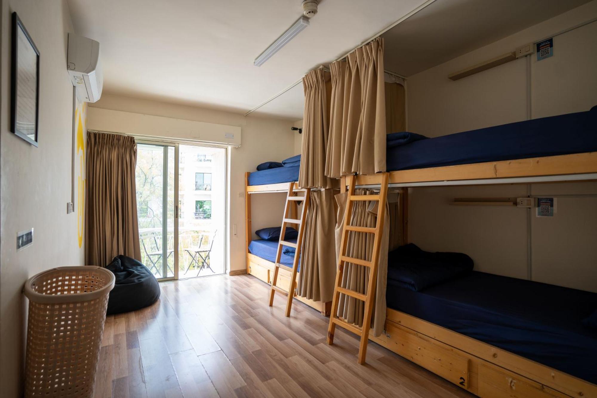 Battuta Hostel Амман Екстер'єр фото